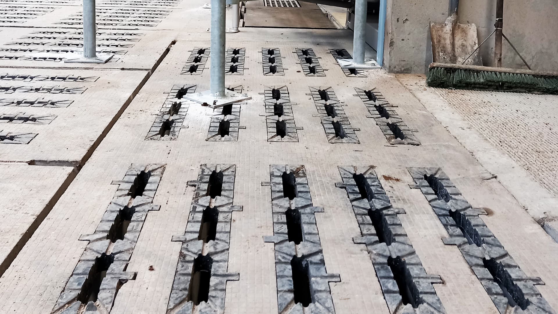 Cattle Flooring Types